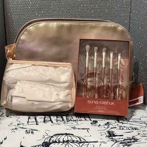 Sonia Kashuk Large Dome Case Set in Rose Gold